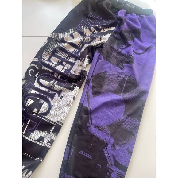 Beetlejuice Lounge Pants - Picture 1 of 4